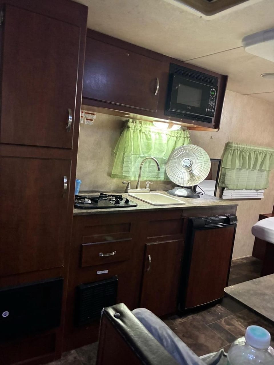 平凡三人房 Apartment in San Bruno