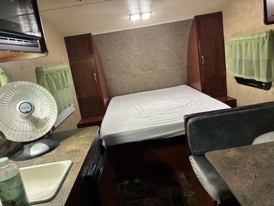 平凡三人房 Apartment in San Bruno