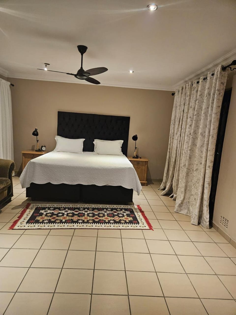 The Cottage Luxury Stay Bed and Breakfast in North West, South Africa