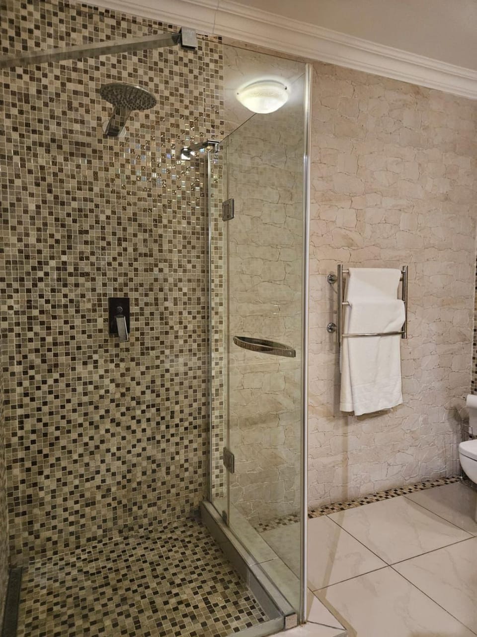 The Cottage Luxury Stay Bed and Breakfast in North West, South Africa