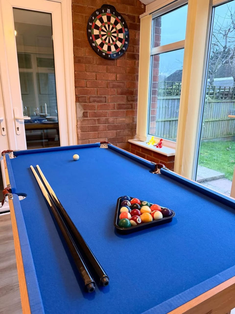 Telford Hot Tub Stay - King Beds - Pool Table House in Telford