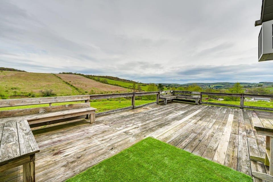 Countryside Home Near Trails & Finger Lakes Area! House in New York