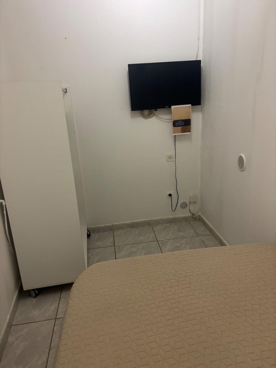 Studio meublé Apartment in Pézenas