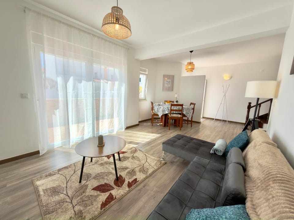 Casa da Duna Supertubos Beach House in Peniche