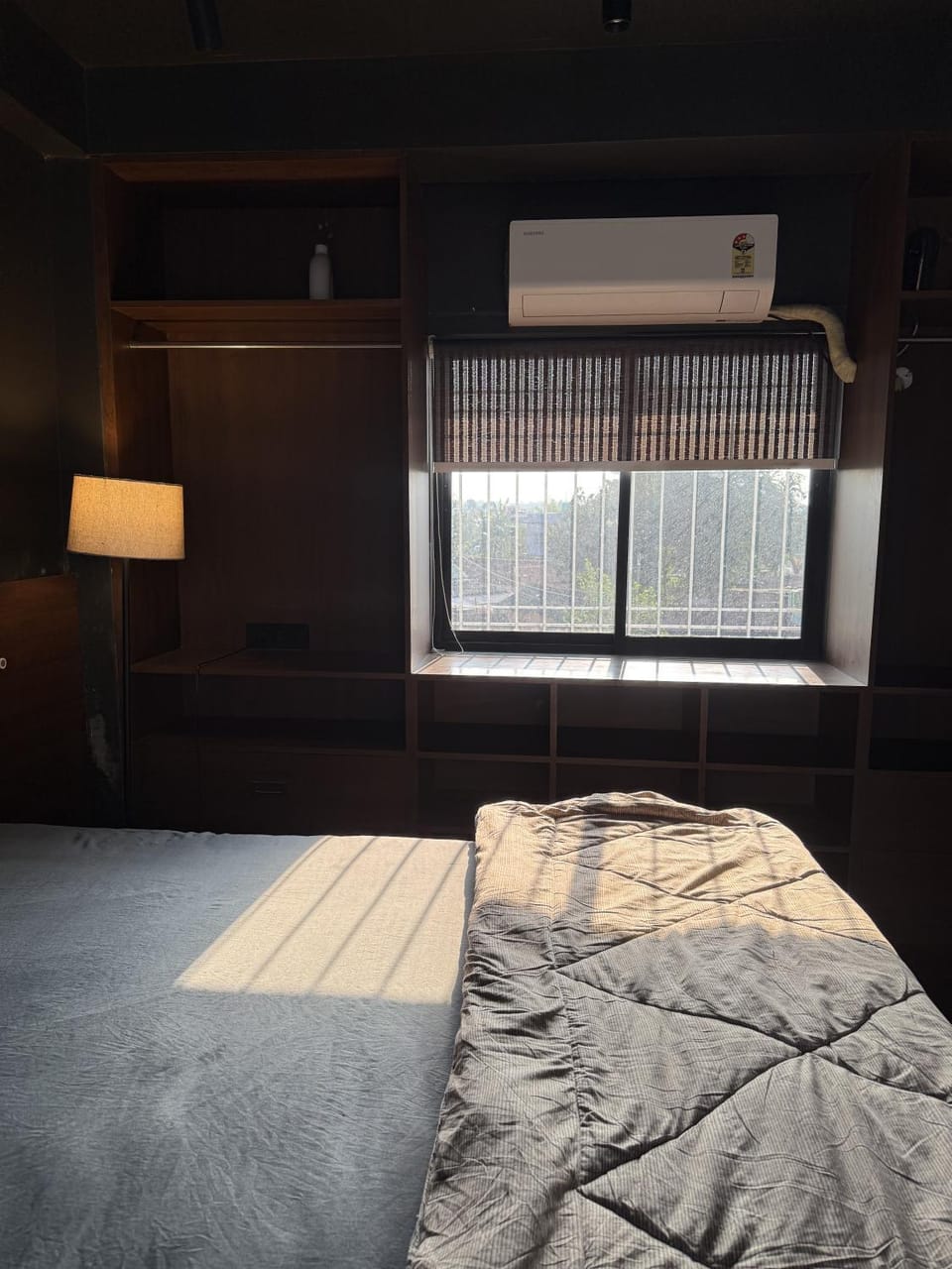 Bed, Bedroom, air conditioner