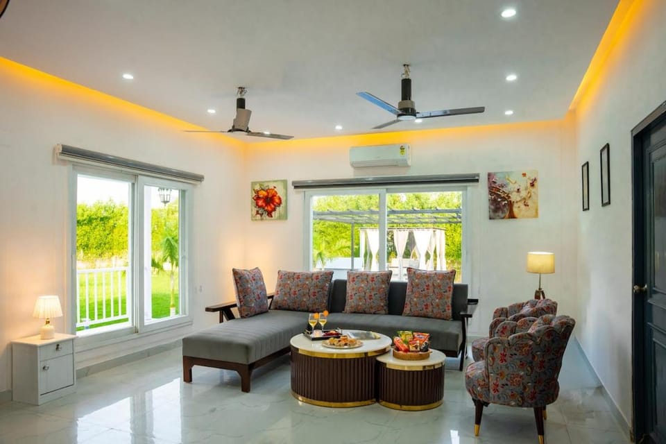 Luxury Haven Stay Villa in Noida