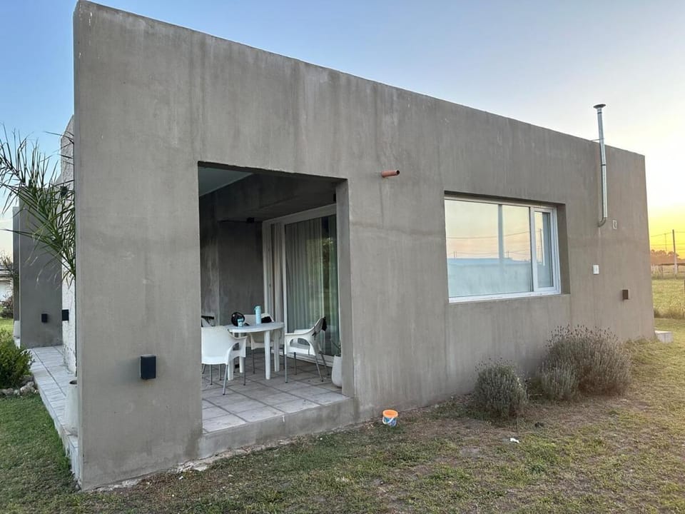 Quinta Narbaiz House in Buenos Aires Province