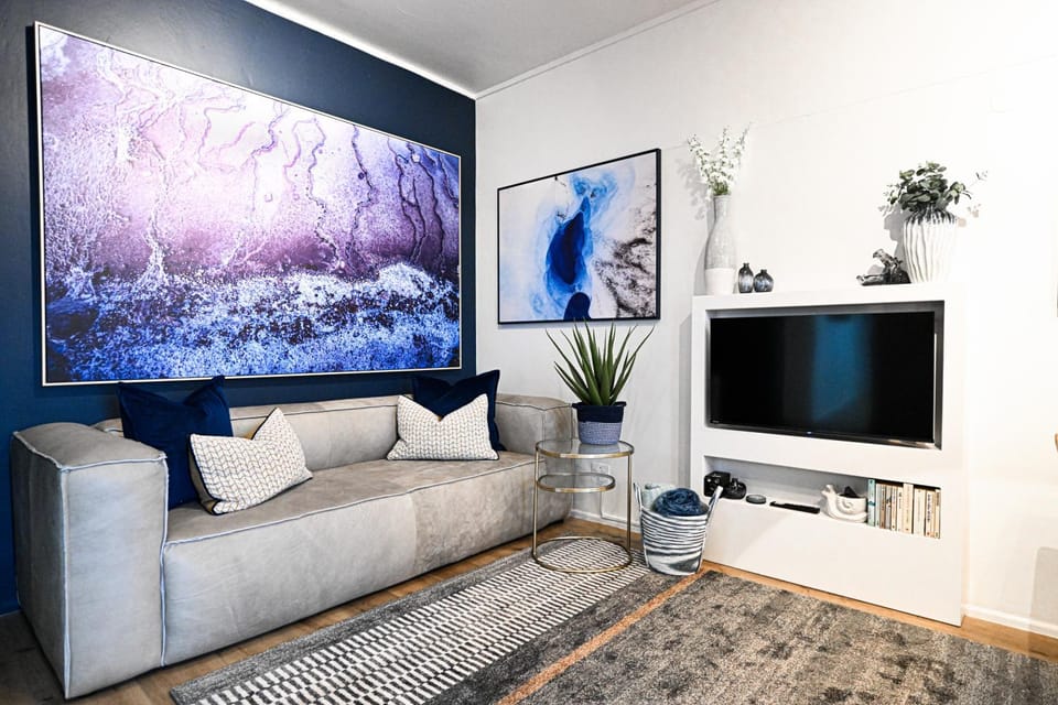 TV and multimedia, Living room, Seating area