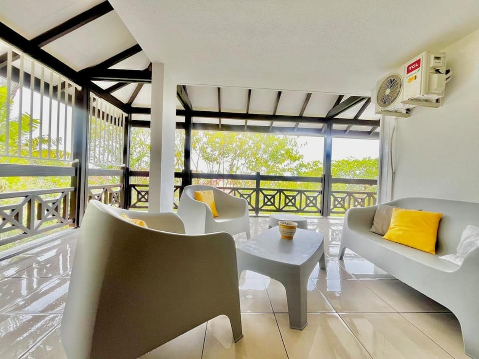 Terrasse des Palmiers Apartment in Le Gosier