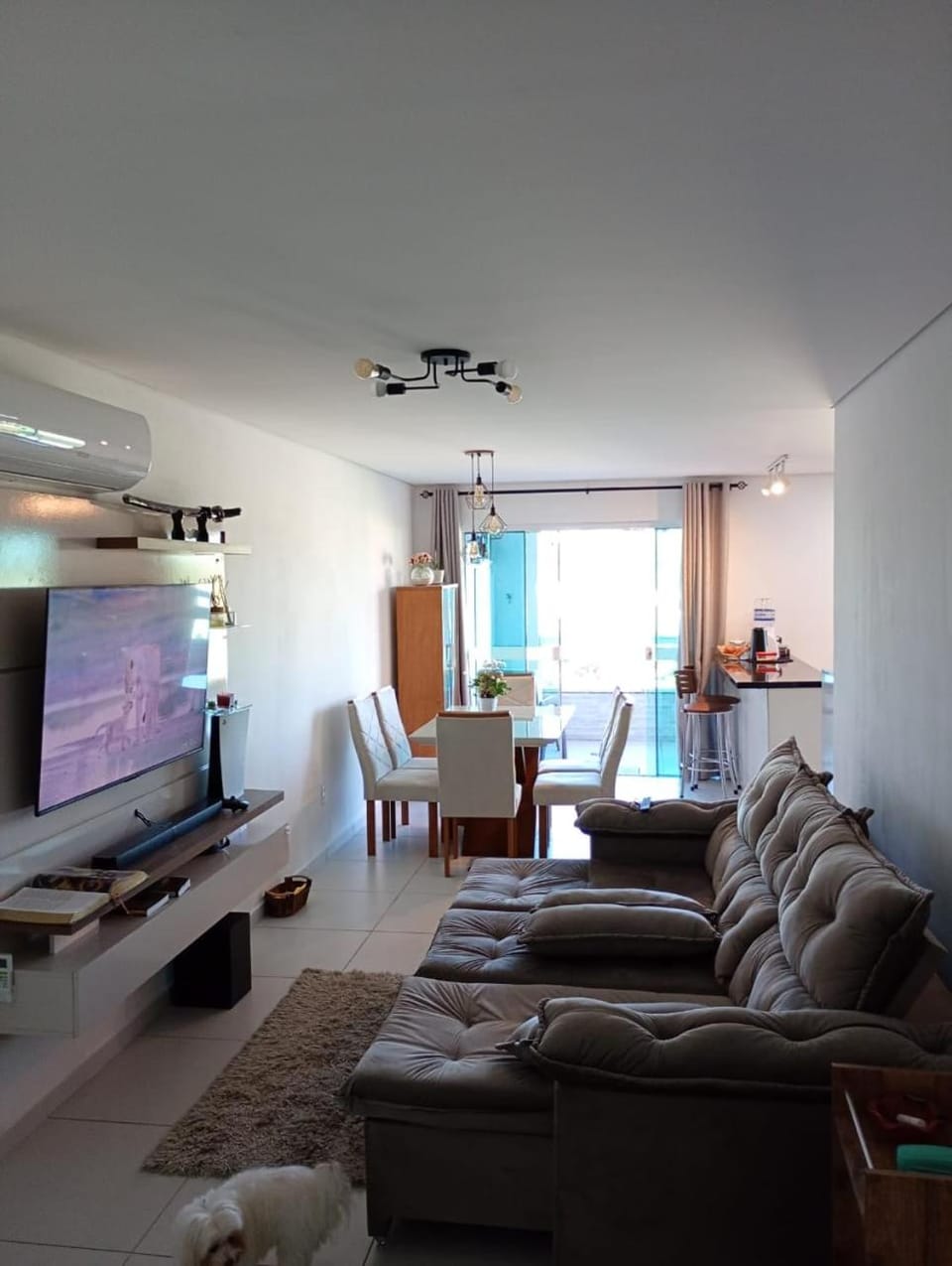 Communal lounge/ TV room, Communal lounge/ TV room, TV and multimedia, Living room, Seating area, Dining area, Evening entertainment