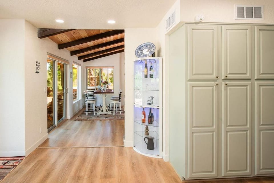 Country Club Location Sedona with Stunning Red Rock Views House in Village of Oak Creek