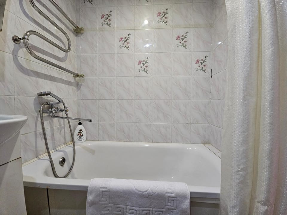 Bathroom, Bath, towels, towels