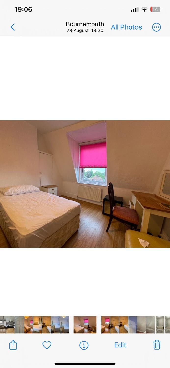 Vineyard Apartment in Poole