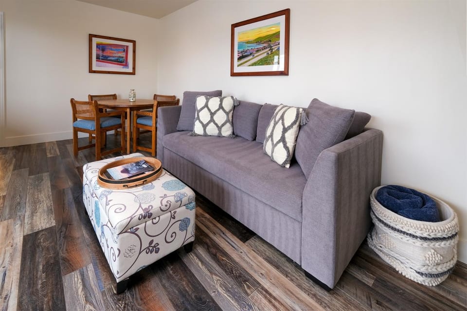 Sea Gull Queen Suite House in Cayucos