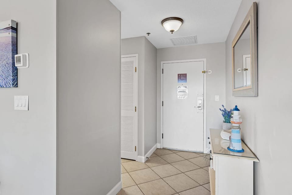 Exclusive 2BR Condo with Beach Access Apartment in Miramar Beach