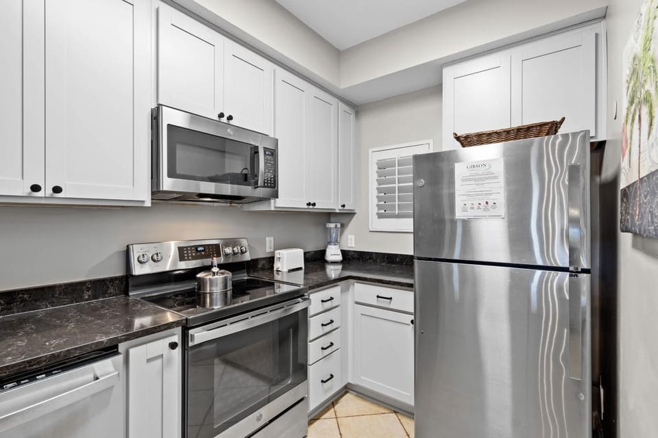 Exclusive 2BR Condo with Beach Access Apartment in Miramar Beach