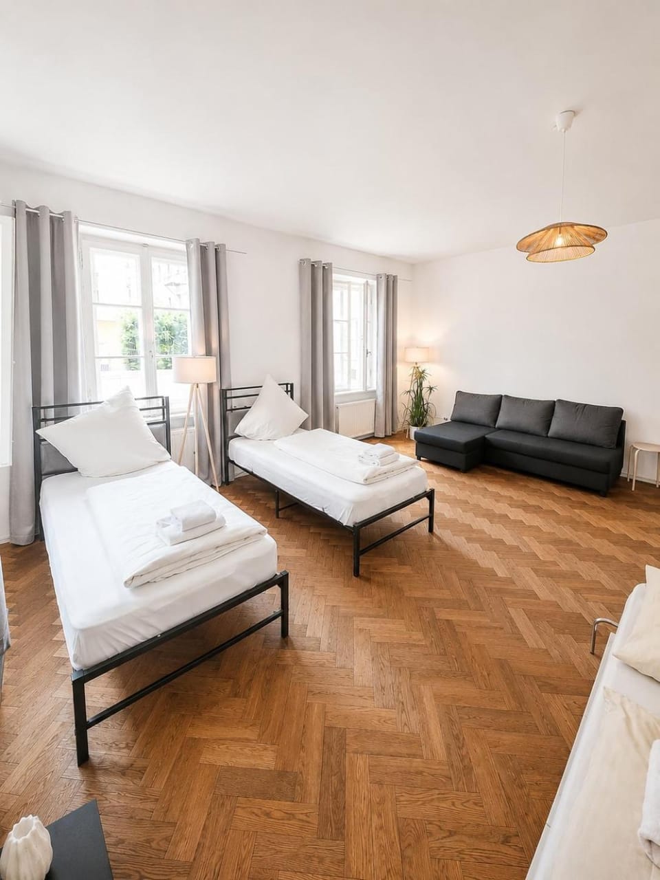 Bed, Living room, Photo of the whole room
