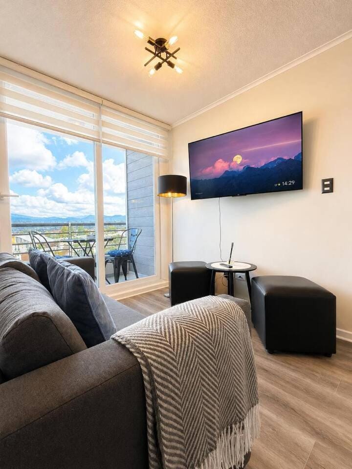 Natural landscape, TV and multimedia, Balcony/Terrace, Living room, Evening entertainment