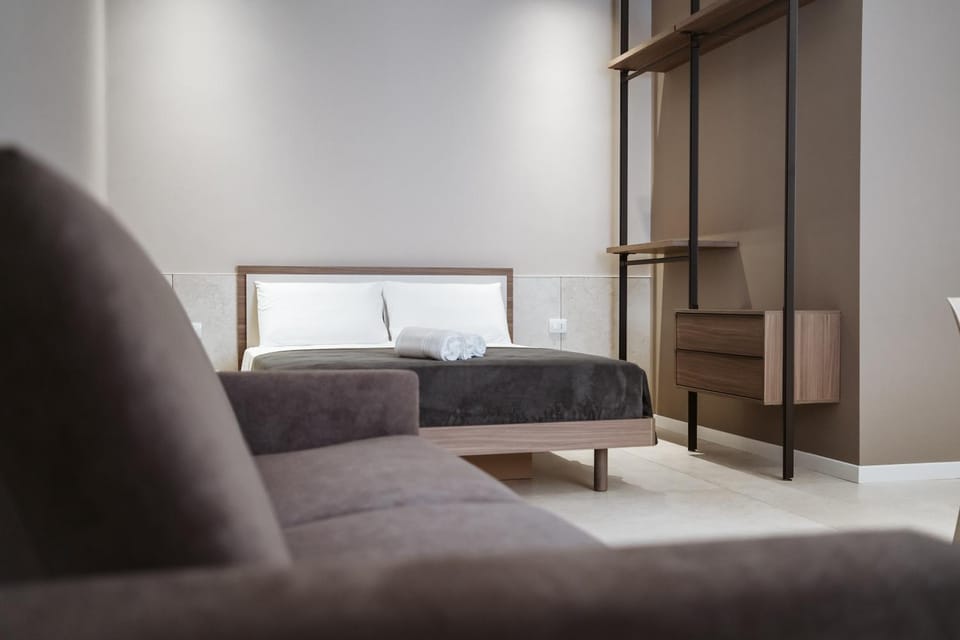 Bed, Living room, Bedroom, wardrobe