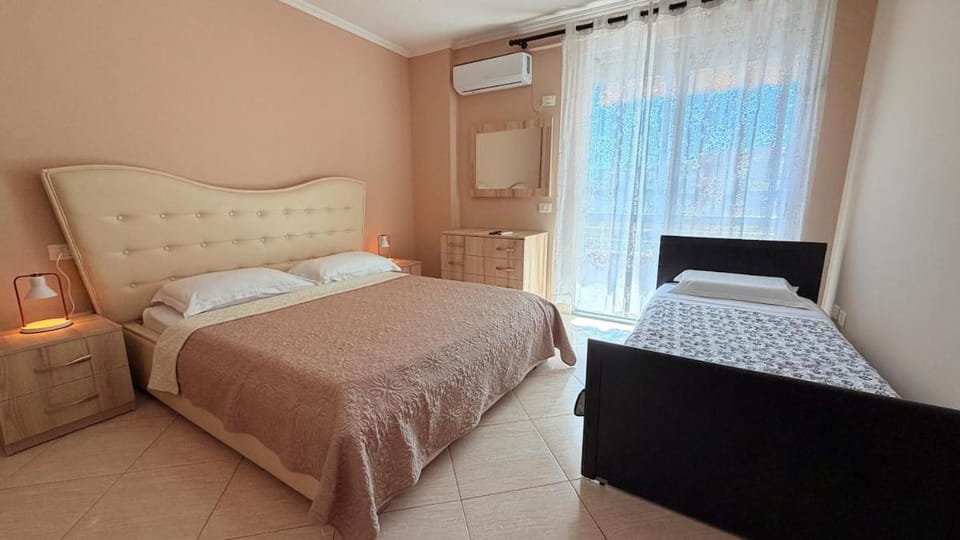 33Bs New Bazaar Apartment in Tirana