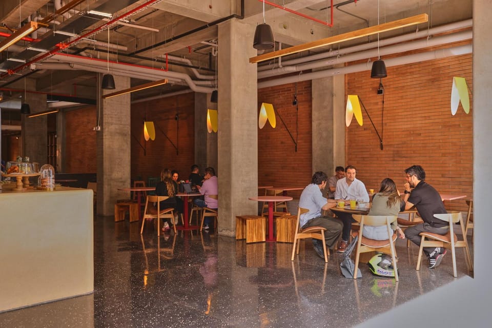 Restaurant/places to eat, Restaurant/places to eat