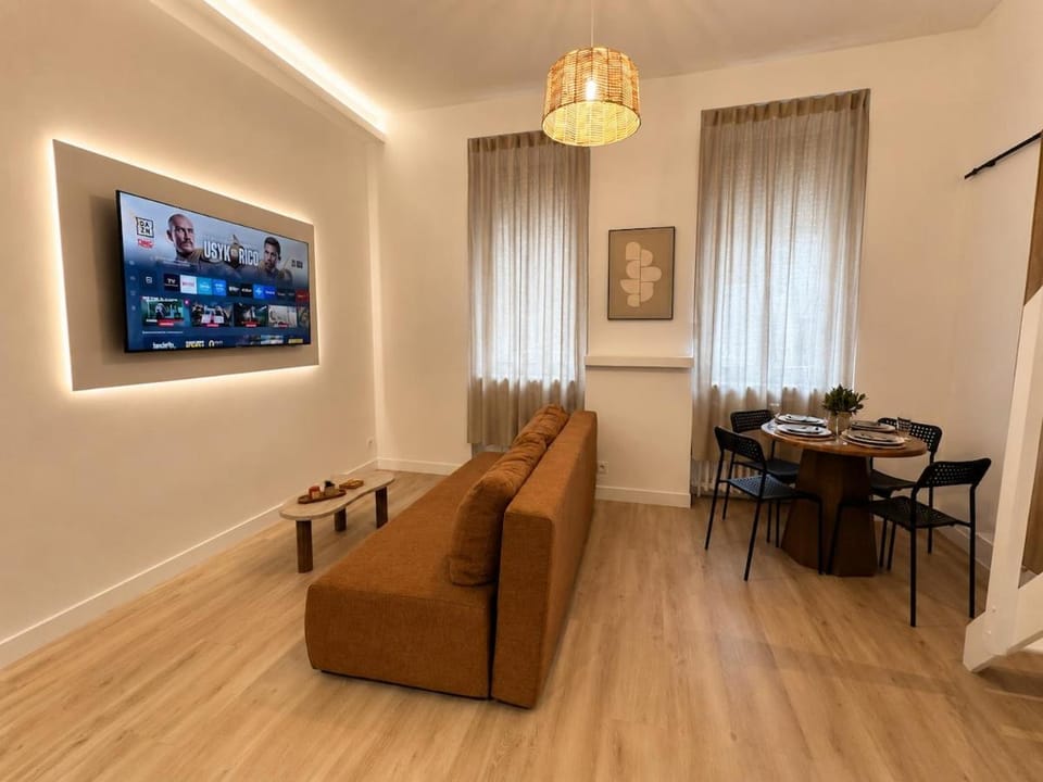 TV and multimedia, Seating area