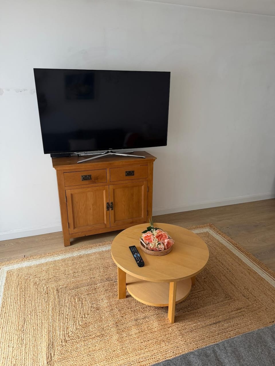 Stylish Hampton Wick Duplex Apartment in Kingston upon Thames