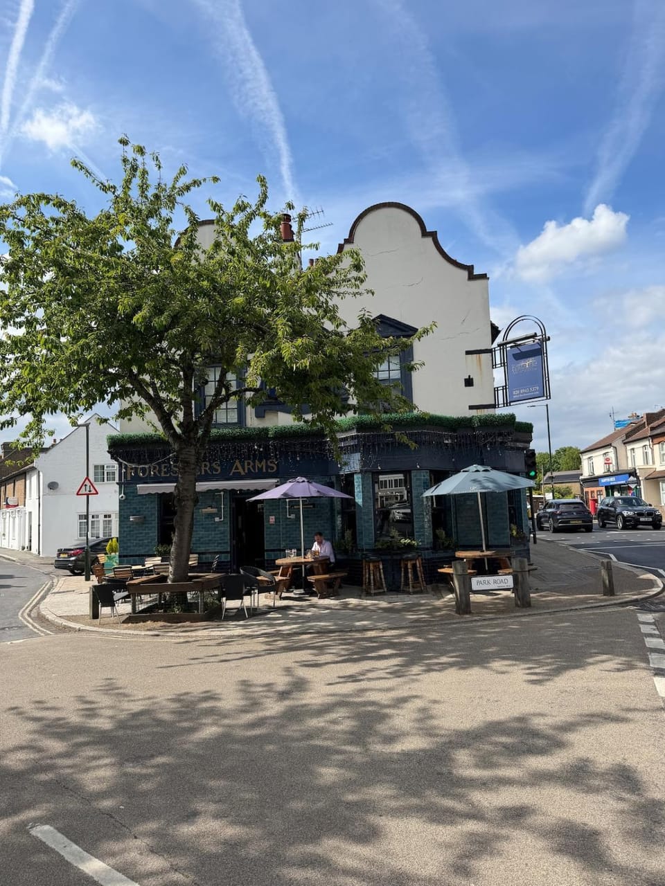 Stylish Hampton Wick Duplex Apartment in Kingston upon Thames