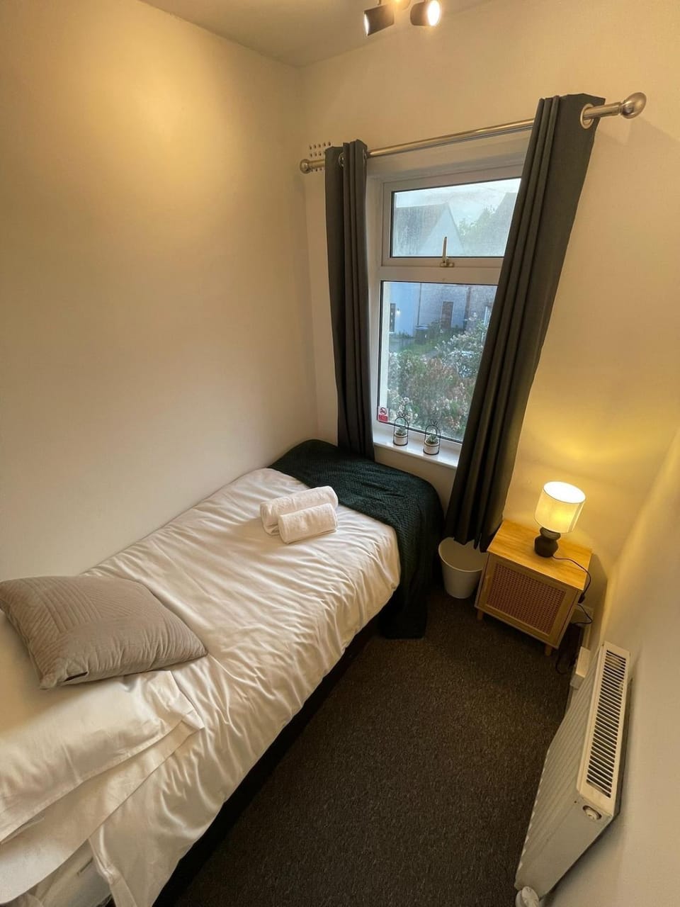 Coventry Home from Home Contractors Professionals Apartment in Coventry