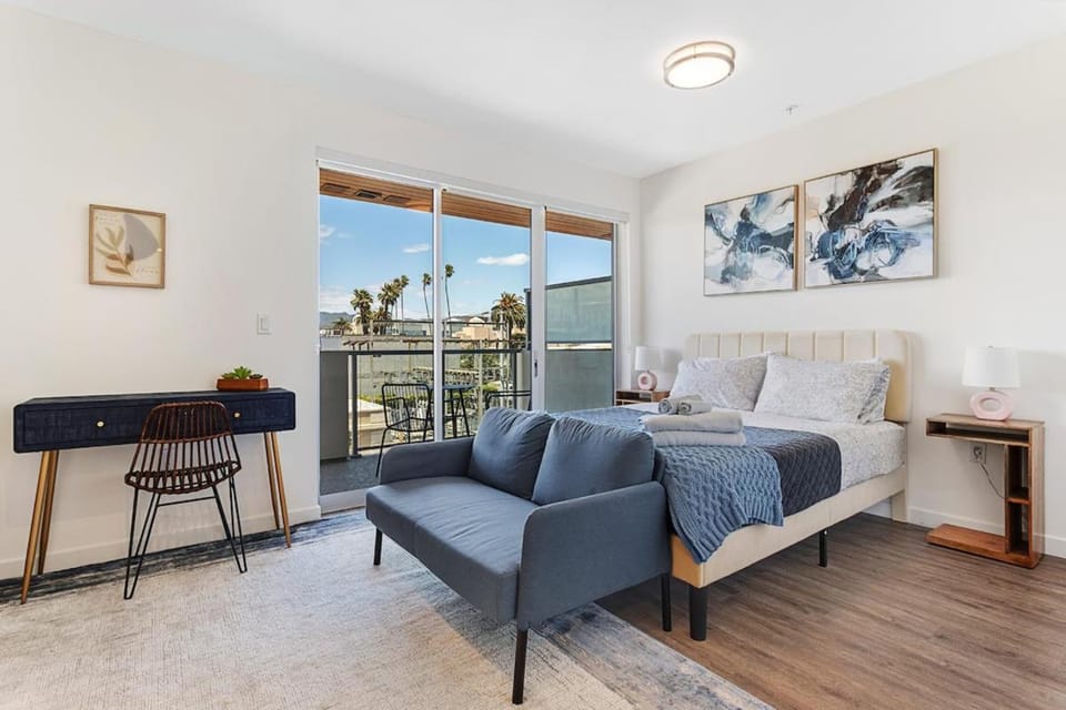 Outstanding Modern Apartment with Swimming pool Apartment in Santa Monica