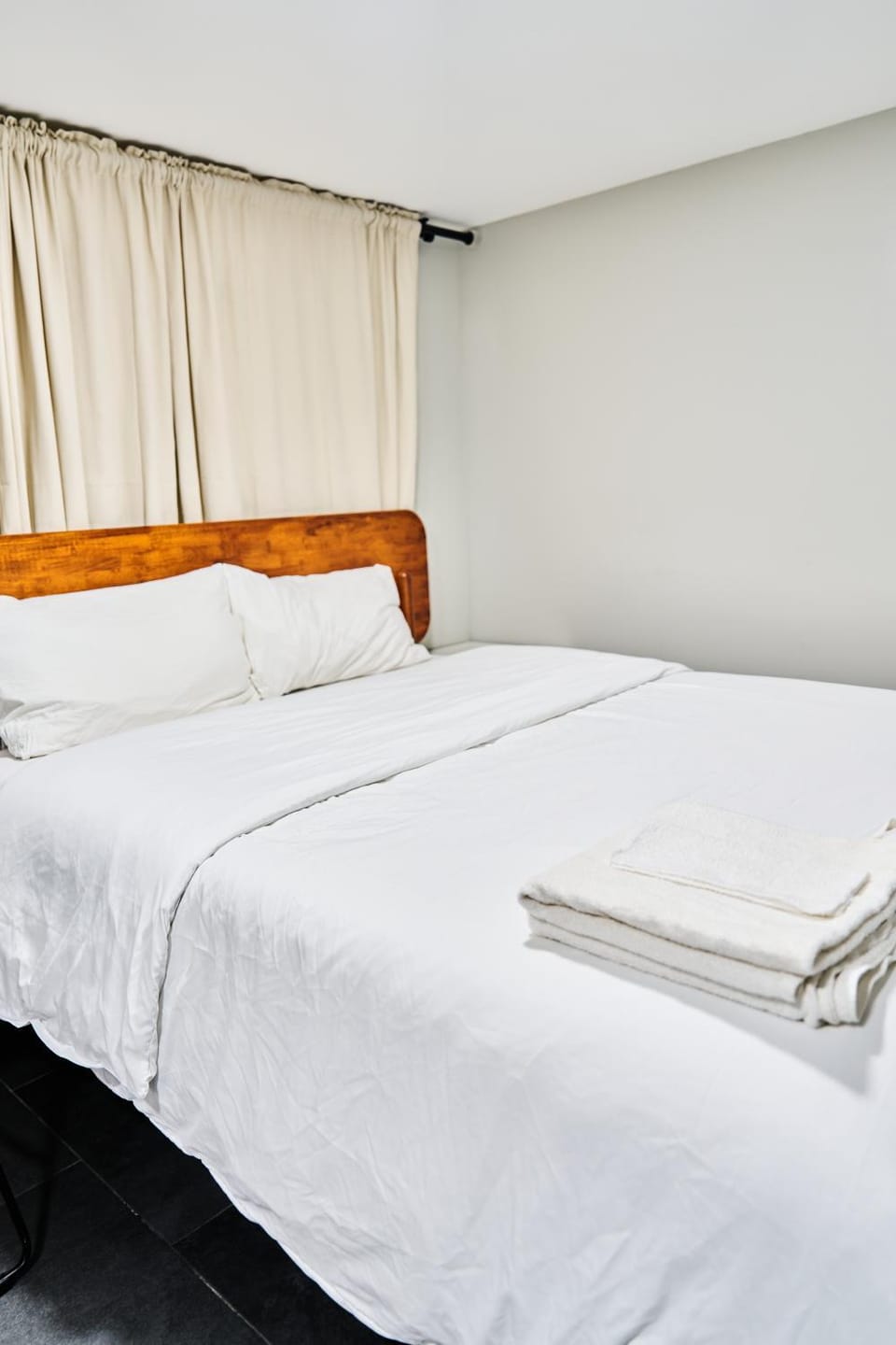 Joynest Nest - Private Entry & Bath Apartment in Hillside