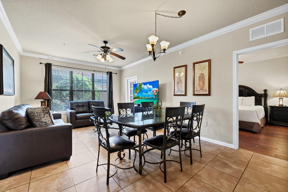 TV and multimedia, Living room, Dining area