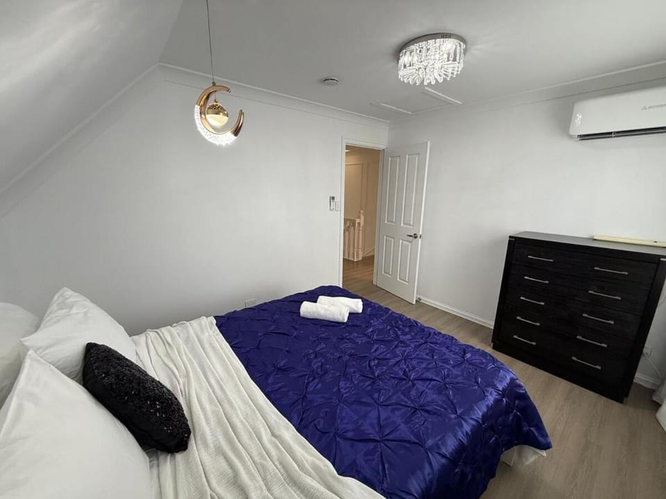 Pet friendly &Home away from home&fully fenced Villa in Brisbane