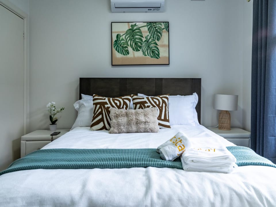 StayAU Cozy 3BR Getaway Near Westfield Knox House in Wantirna South
