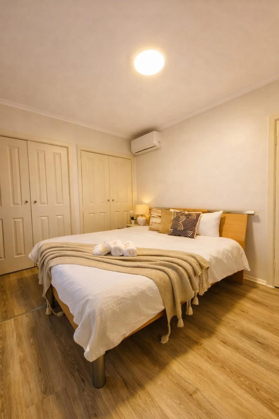 StayAU Cozy 3BR Getaway Near Westfield Knox House in Wantirna South