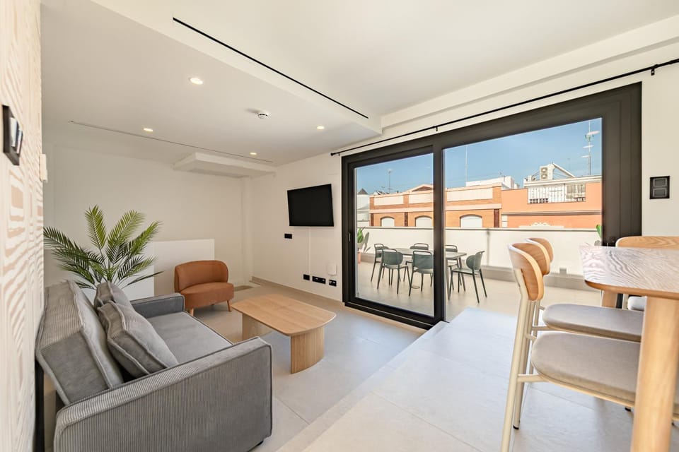 Patio, TV and multimedia, View (from property/room), Balcony/Terrace, Living room, Seating area, Dining area