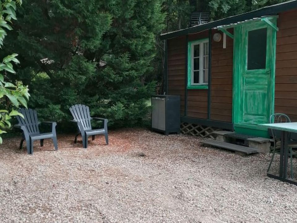 Chalet climat - 2 pers. - API-1-52-2806 Campground/ 
RV Resort in Provence-Alpes-Côte d'Azur