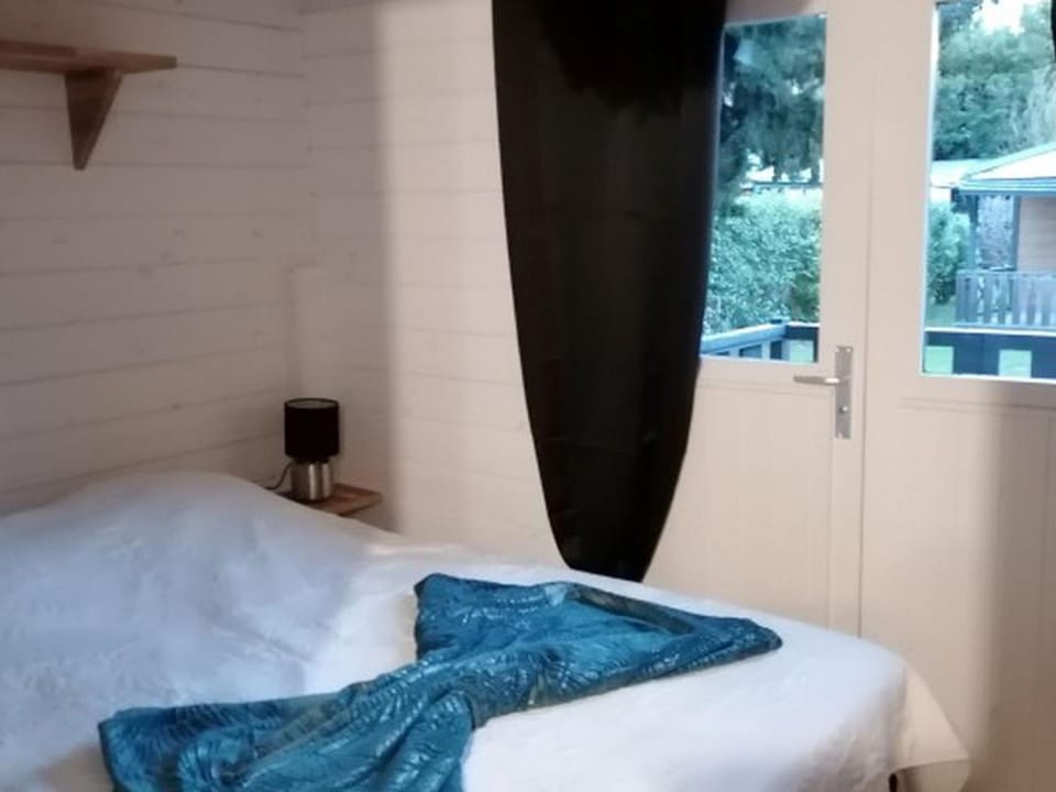 Chalet accueillant - 6 pers. - API-1-52-2818 Campground/ 
RV Resort in Provence-Alpes-Côte d'Azur