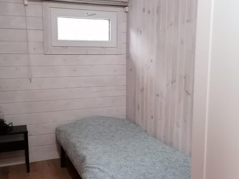 Chalet climatisé animaux admis - 5 pers. - API-1-52-2820 Campground/ 
RV Resort in Provence-Alpes-Côte d'Azur