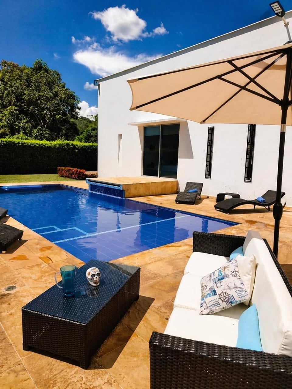 Swimming pool