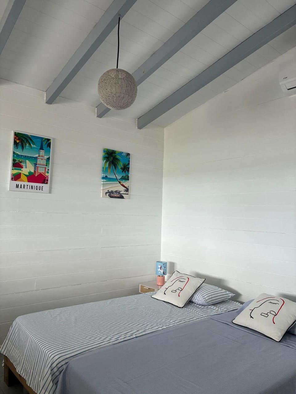 Villa Blue Marin, 2 bedrooms, pool, extraordinary sea view House in Sainte-Anne
