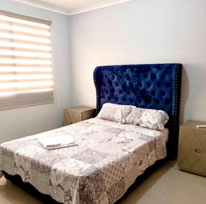 Residence Machala Luxury Home Security 24 time Garage Villa in Ecuador
