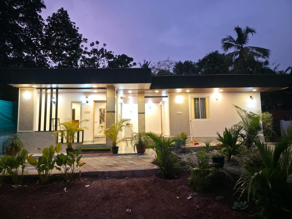 BLEU Oasis Villa in Kerala
