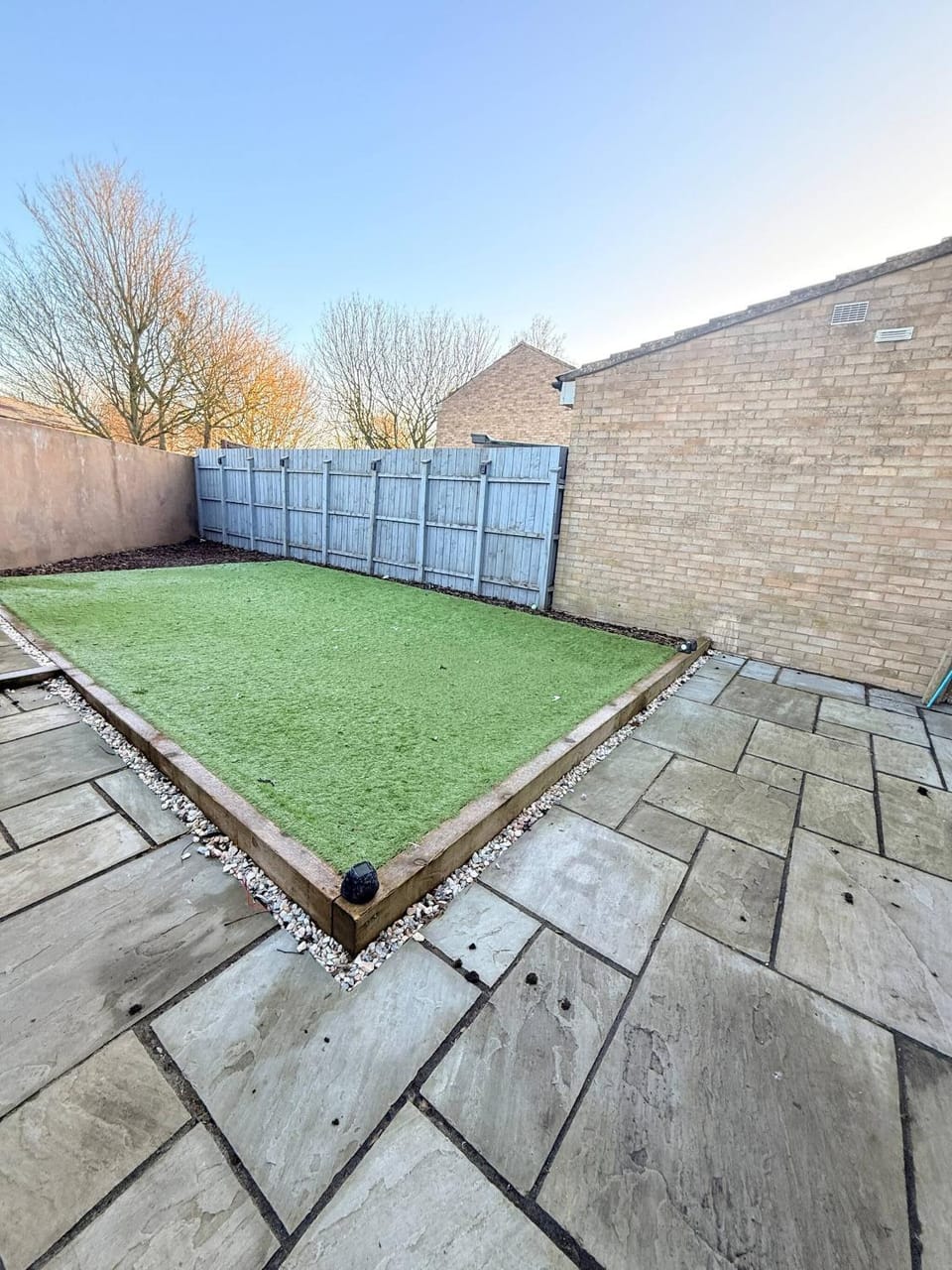 Budget Friendly Private Room - Your Home Away From Home Bed and Breakfast in Wellingborough
