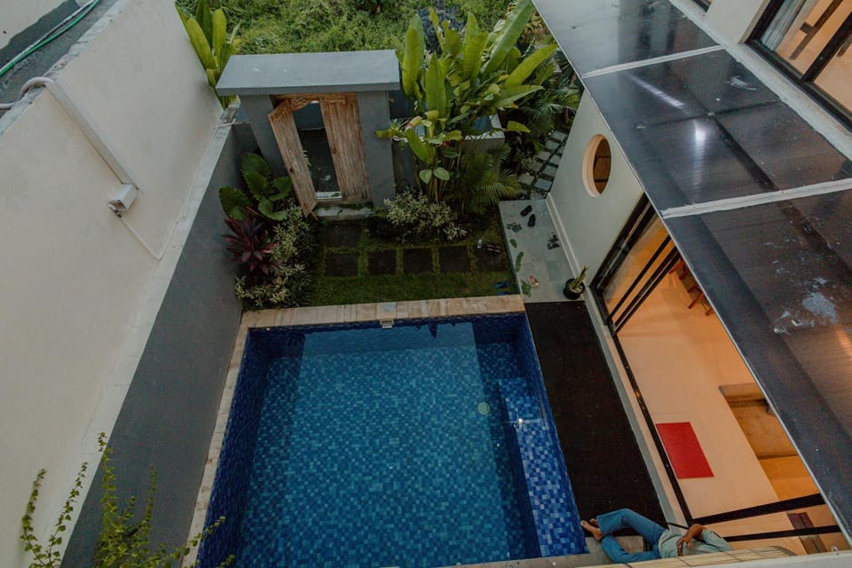 Shrivatsa Villa Canggu 7 min to the beach Villa in Kediri