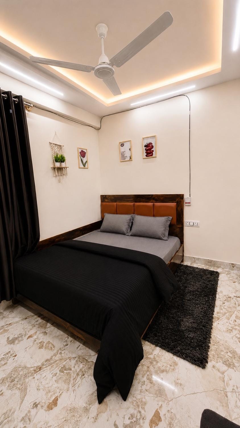 Elegant 1BHK in BTM near Vega City Luvia Royale Apartment in Bengaluru