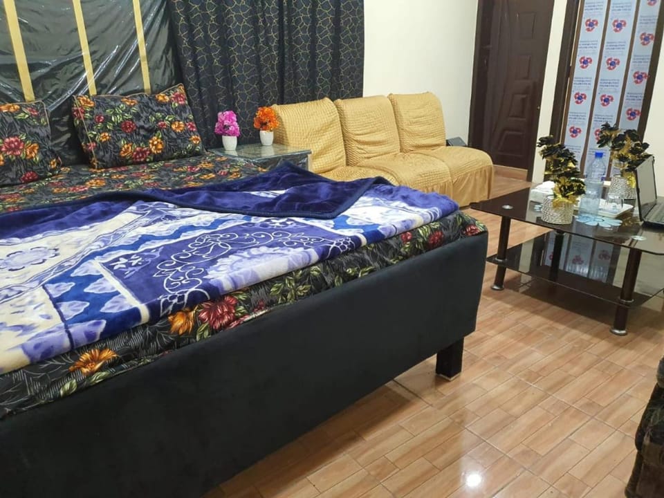 New aalbayan hotel Hotel in Lahore