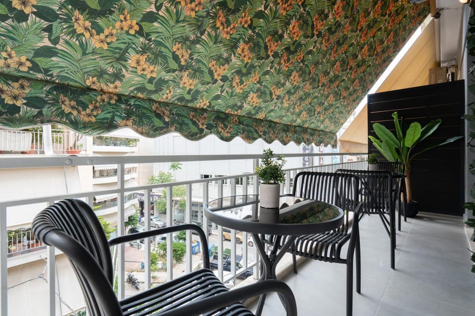 Day, Balcony/Terrace, Seating area