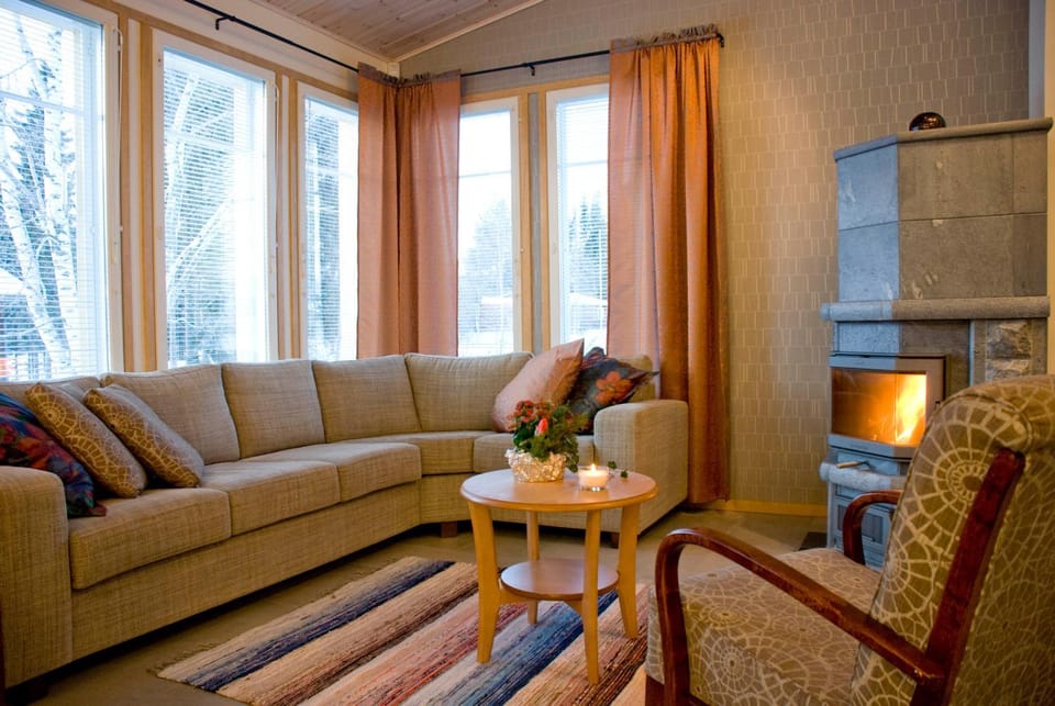 VILLA PUUSTILA (6 mh) House in Finland