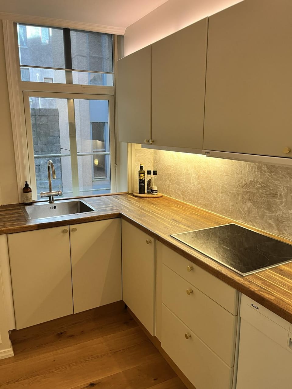 Kitchen or kitchenette, stove